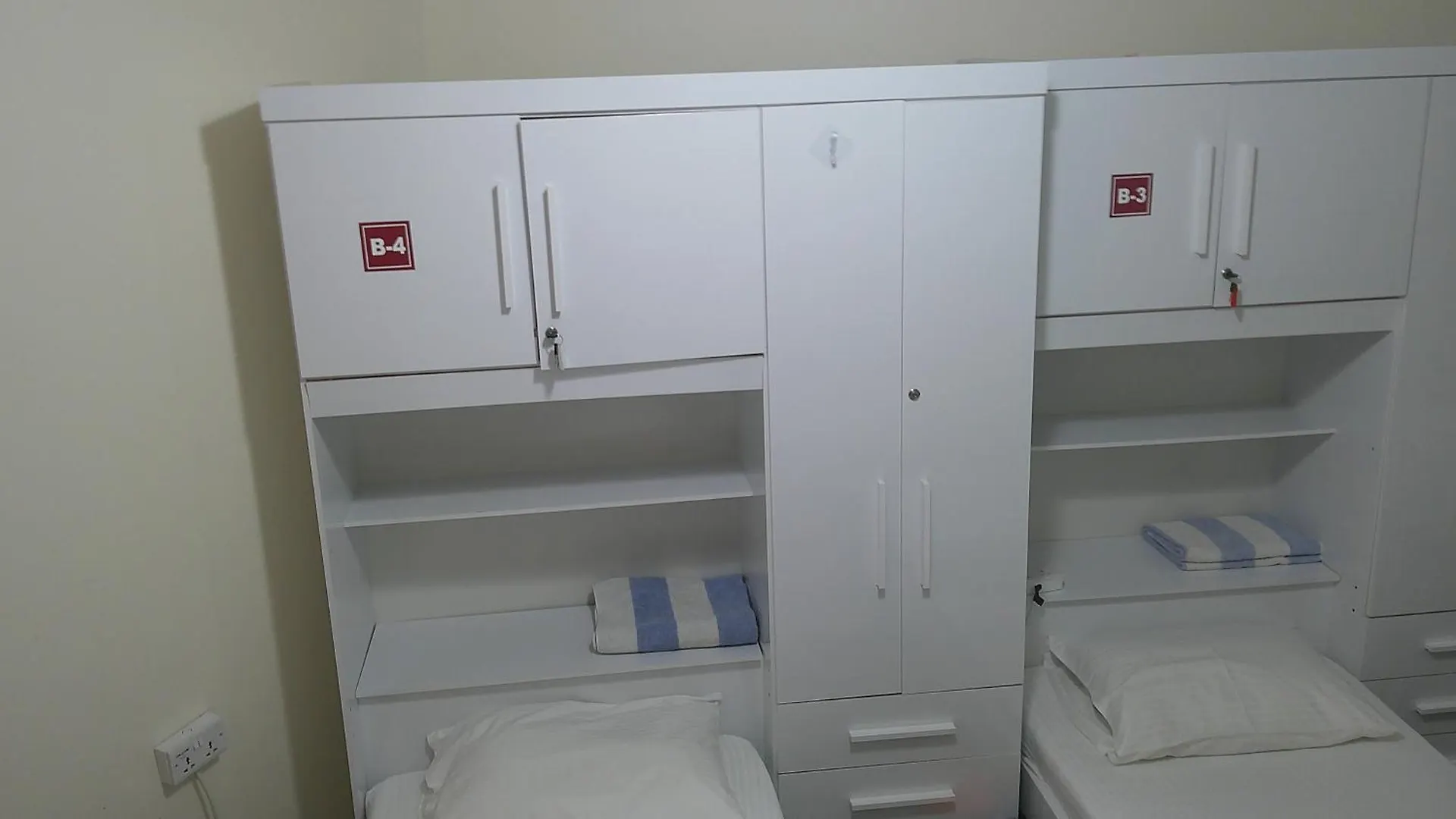 Female Bed Space At Ruby Star - 4 Single Beds Dubai 0*,