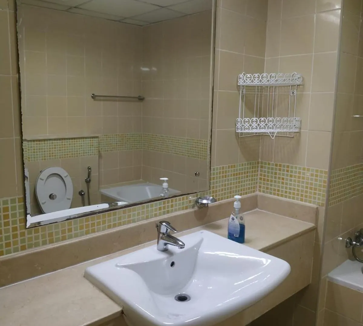 Female Bed Space At Ruby Star - 4 Single Beds Dubai
